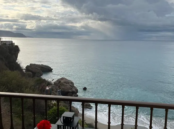 Carabeo 72 Menyber Lejlighed Nerja